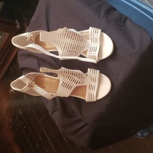 White block heel sandal